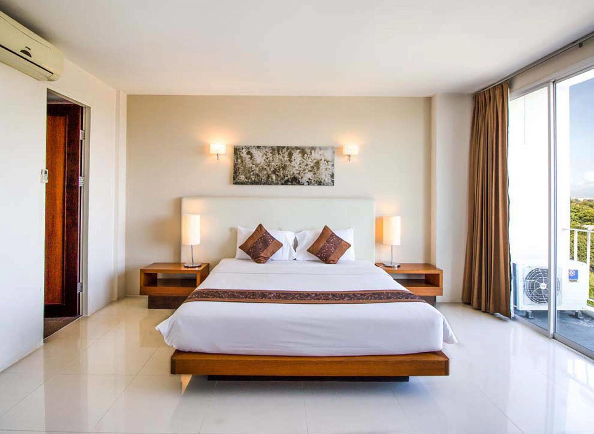 Khách sạn B2 Premier & Chiang Mai